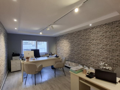 Spatii comerciale de inchiriat Sibiu Central imagine mica 2