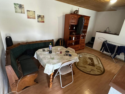 Apartament la casa cu 2 camere cu pivnita Selimbar Sibiu