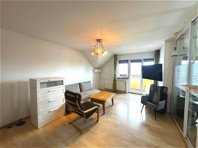 Apartament decomandat de vanzare 55 mpu 2 camere si pod in Selimbar