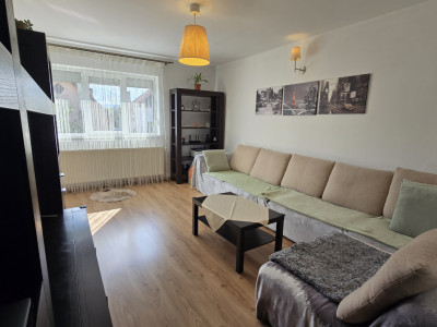 Casa de vanzare 4 camere 2 bai pod depozitare si garaj zona Turnisor