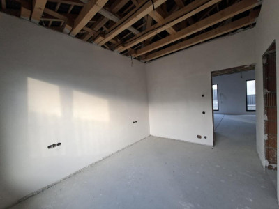 Case de vanzare Sura Mare imagine mica 13