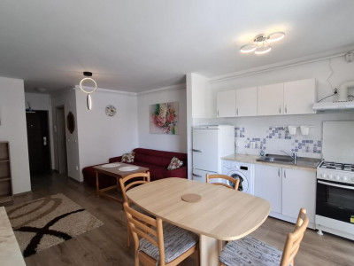Apartament 2 camere de vanzare decomandat 40 mp zona Calea Surii Mici