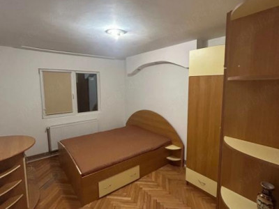 Apartament cu 3 camere de inchiriat in cartierul Manastur