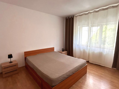 Apartament de inchiriat 96 mpu 4 camere 2 balcoane 2 bai zona Tilisca