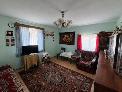 Casa individuala de vanzare Str Cimitirului nr 16 Selimbar- 250 teren
