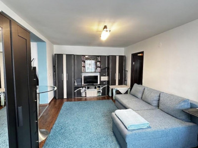 Apartament mobilat utilat 2 camere 2 locuri de parcare Calea Cisnadiei