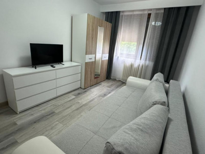 Apartament de inchiriat 2 camere decomandate zona Turnisor Sibiu
