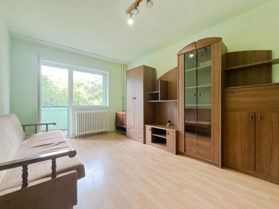 Apartament cu 2 camere decomandate etaj 1 de vanzare cartier Manastur