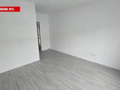 Apartament 3 camere de vanzare cu camara si parcare in Doamna Stanca