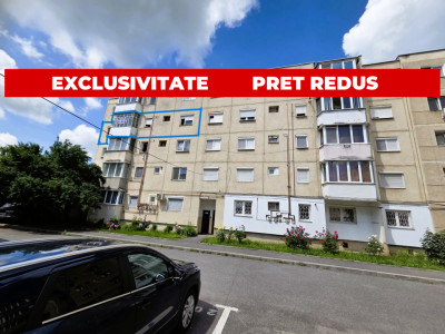 Apartament 3 camere semidecomandat 70 mp zona Bd Unirii etaju 3