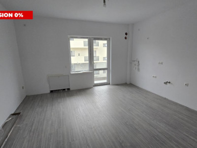 Apartament decomandat 3 camere 61 mpu si parcare inclusa Doamna Stanca