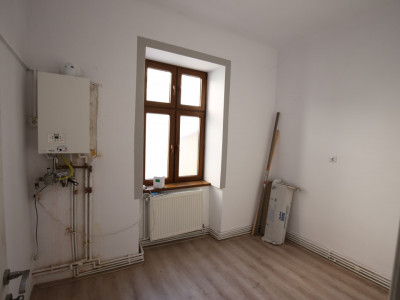 Spatii comerciale de inchiriat Sibiu Central imagine mica 5