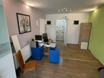 Spatiu birouri 50 mp zona Milea cu intrare din strada principala