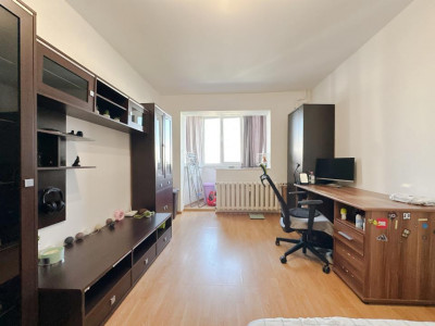 Apartamente de vanzare Cluj-Napoca Manastur imagine mica 1