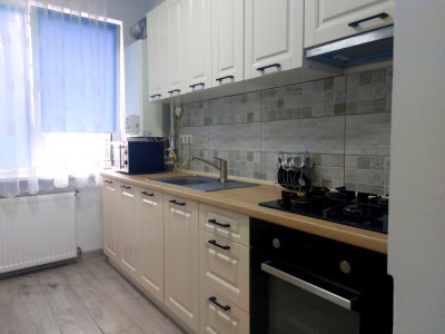 Apartament renovat recent 2 camere parter balcon zona Dioda Sibiu