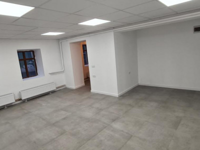 Spatii comerciale de vanzare Sibiu Centrul Istoric imagine mica 4