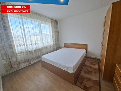 Apartament de vanzare cu 3 camere si balcon Mihai Viteazul numarul 23