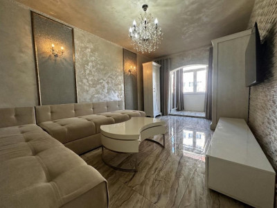 Apartament ultrafinisat de vanzare 4 camere etaj 1 zona Strand Sibiu