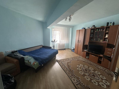 Apartament de vanzare 2 camere decomandate in zona Parcului din Strand