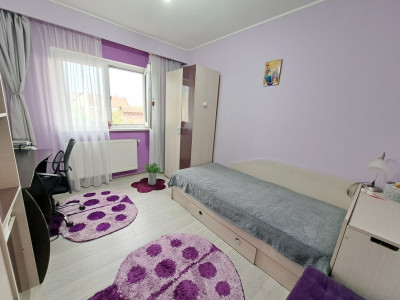 Apartament 2 camere decomandate boxa 2 balcoane zona Garii