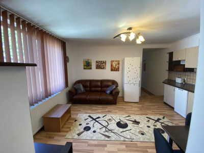 Apartament 88 mpu de inchiriat 3 camere decomandat cu balcon