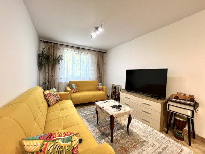 Apartament de vanzare cu 3 camere si boxa in Manastur zona BIG