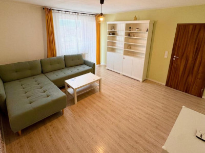Apartament decomandat 2 camere 55 mpu balcon 3 mp de vanzare