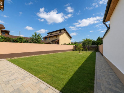 Casa individuala de vanzare constructie 2026 - finisaje dupa gust