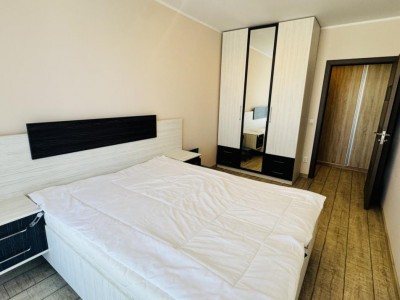 Apartament de vanzare 3 camere lift parcare bloc nou City Residence 