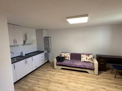 Apartament la prima inchiriere cu 2 camere in zona piata Cibin