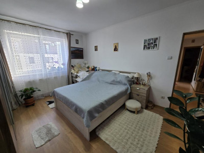 Apartament decomandat de vanzare etaj 2 balcon parcare Arhitectilor