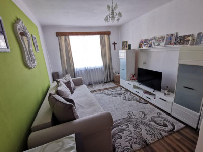 Casa individuala cu 5 camere si 687 mp teren in zona Lazaret