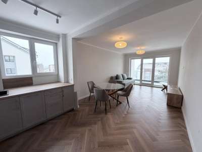 Apartament 3 camere 2 bai terasa la prima inchiriere in DaVinci Sibiu