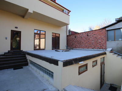 Spatii comerciale de inchiriat Sibiu Central imagine mica 2