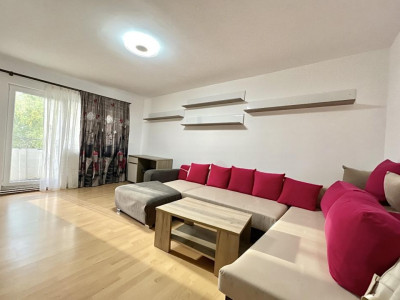 Apartament cu 4 camere in Plopilor cu 2 balcoane si boxa de 10 mp