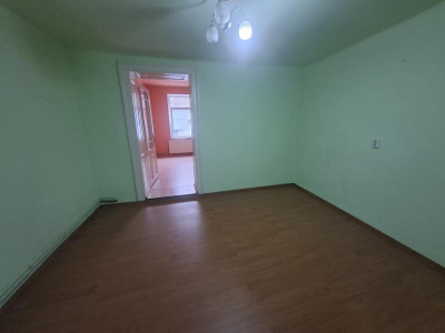 Apartamente de vanzare Sibiu Lupeni imagine mica 3