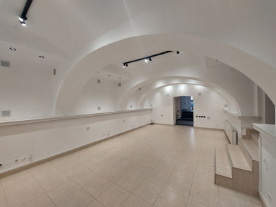 Spatii comerciale de inchiriat Sibiu Central imagine mica 6