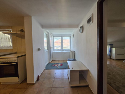 Apartamente de inchiriat Sibiu Lupeni imagine mica 7