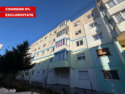 Apartament semidecomandat 4 camere 2 bai etaj 2 zona  1 Decembrie 1918