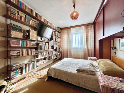 Apartament cu 4 camere Manastur izolat etaj 3 cu boxa langa Baza Sport