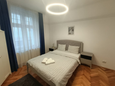 Apartament de inchiriat cu 2 camere central pretabil investitie