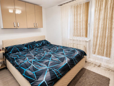 Apartament 3 camere de vanzare MOBILAT UTILAT 2 bai 1 parcare Selimbar