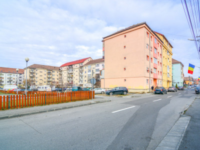 Spatii comerciale de inchiriat Sibiu Strand imagine mica 9