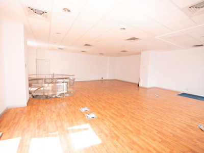 Spatii comerciale de inchiriat Sibiu Sub Arini imagine mica 4