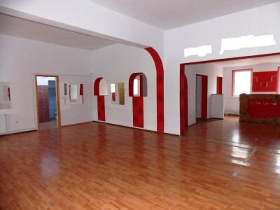 Spatii comerciale de inchiriat Sibiu Mihai Viteazul imagine mica 5