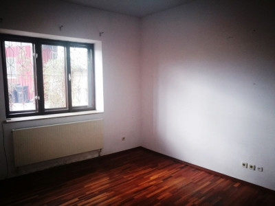 Spatii comerciale de inchiriat Sibiu Central imagine mica 7