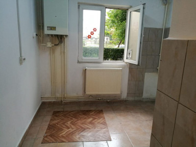 Spatii comerciale de inchiriat Sibiu Vasile Aaron imagine mica 2