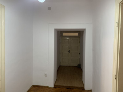 Spatii comerciale de inchiriat Sibiu Centrul Istoric imagine mica 8